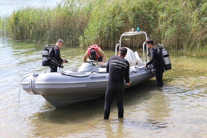 GÜNCELLEME - Sakarya'da serinlemek için girdiği gölde kaybolan kişinin cansız bedenine ulaşıldı G2