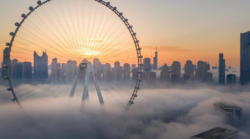 Bir turu 38 dakika sürüyor! Dubai'de 1750 kişilik dünyanın en büyük dönme dolabı