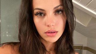 Setlere ara veren Tuvana Türkay, sahnelere hazırlanıyor