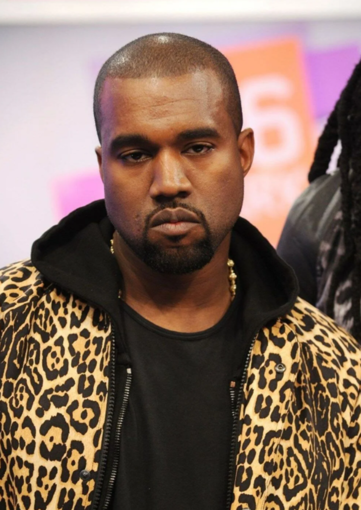 Mahkemeye başvuran Kanye West resmen adını değiştiriyor G1