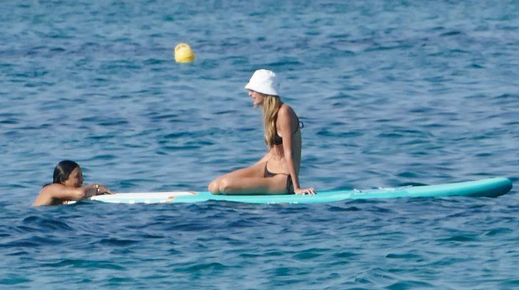 Hızlı ve Öfkeli serisinin yıldızı Michelle Rodriquez kız arkadaşıyla yat turuna çıktı G5