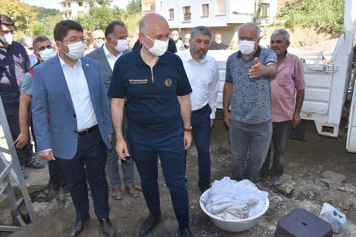 Bakan Karaismailoğlu, Bartın'da sel bölgesinde incelemelerde bulundu G1