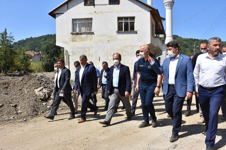 Bakan Karaismailoğlu, Bartın'da sel bölgesinde incelemelerde bulundu G2
