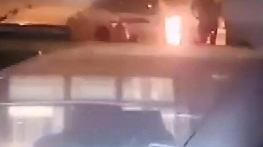 Sevdiği kız başka biriyle evlendirilmek istenince, kızın babasının aracını yaktı