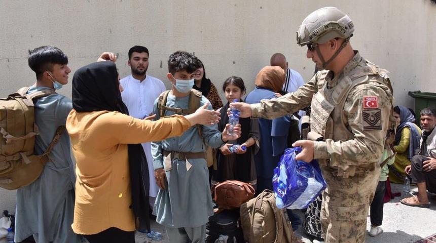 MSB, T&uuml;rk askerlerinin Afganistan&rsquo;dan tahliyesine başlandığını duyurdu; karar nasıl alındı?
