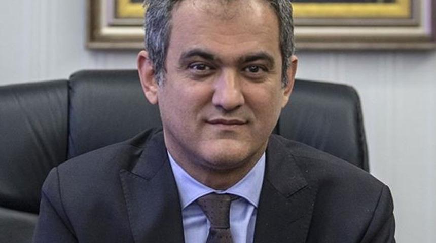 Milli Eğitim Bakan Özer'den öğretmenlere mazeret tayini müjdesi