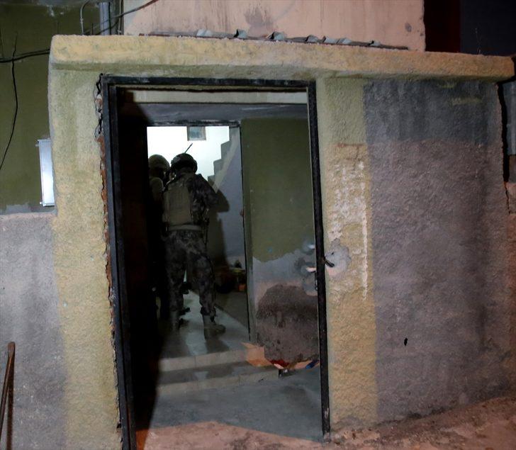 Adana'da uyuşturucu operasyonunda 9 zanlı yakalandı G1