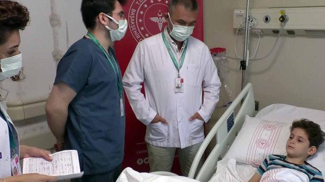 Balkondan düşen çocuk: Lamba patladı ama o yüzden atlamadım