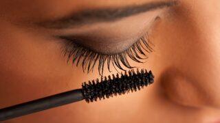 Daha uzun kirpikler artık hayal değil! Bu yöntemle farka inanmayacaksınız