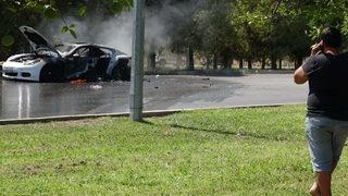 Bir buçuk milyon liralık araç yarım saatte küle döndü