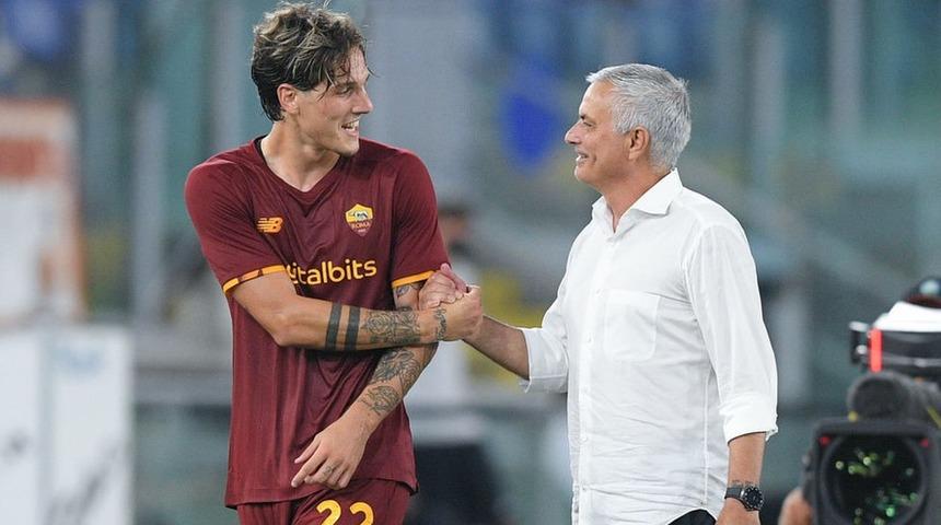 Roma-Trabzonspor ma&ccedil;ı İtalya basınında: 'Mourinho sahneye tamamen hakim'
