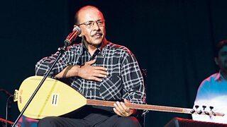 Rekor denemesi yapılacak! Neşet Ertaş'ın filminin galasına dünyanın her yerinden bağlama ustaları davet edilecek