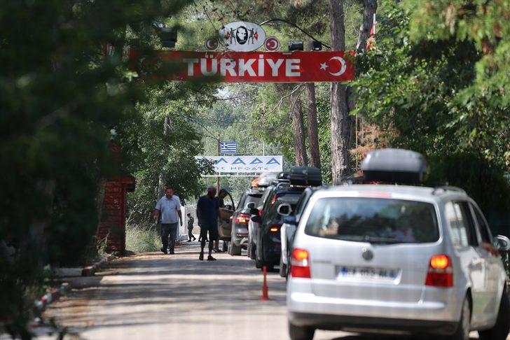 Kapıkule'deki yoğunluk nedeniyle, dönüşteki gurbetçiler diğer sınır kapılarına yöneliyor G5