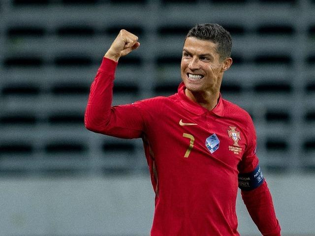 Cristiano Ronaldo resmen Manchester United'da