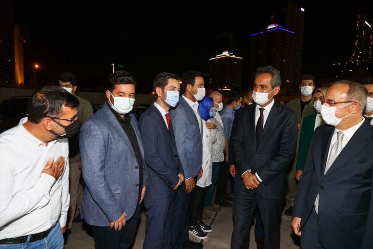 Milli Eğitim Bakanı Mahmut Özer'den AK Parti İzmir İl Başkanlığına ziyaret G3