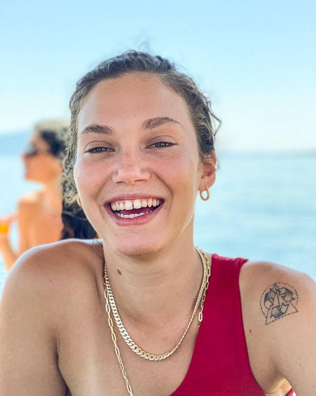 Melisa Şenolsun kimdir? Melisa Şenolsun nereli ve ka&ccedil; kaşında? 