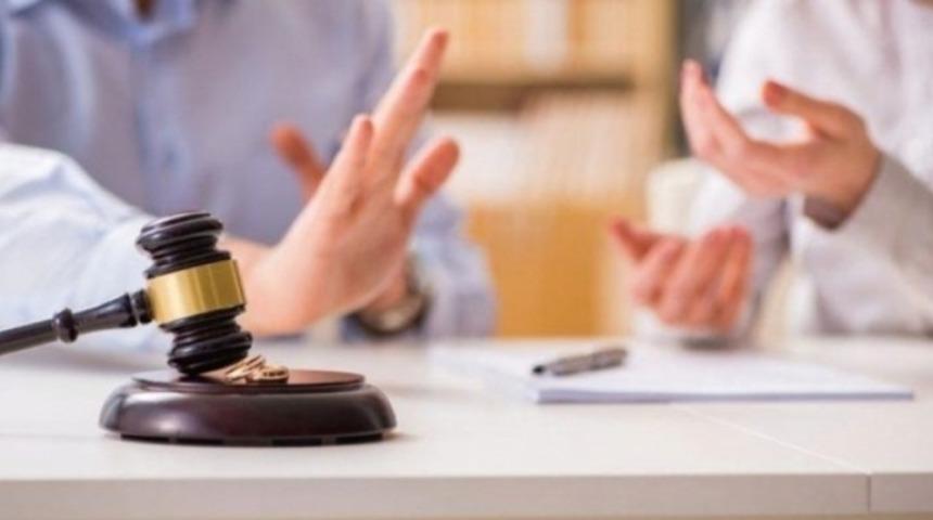 Yargıtay'dan emsal karar! Çocuğa hakaret boşanma sebebi sayıldı