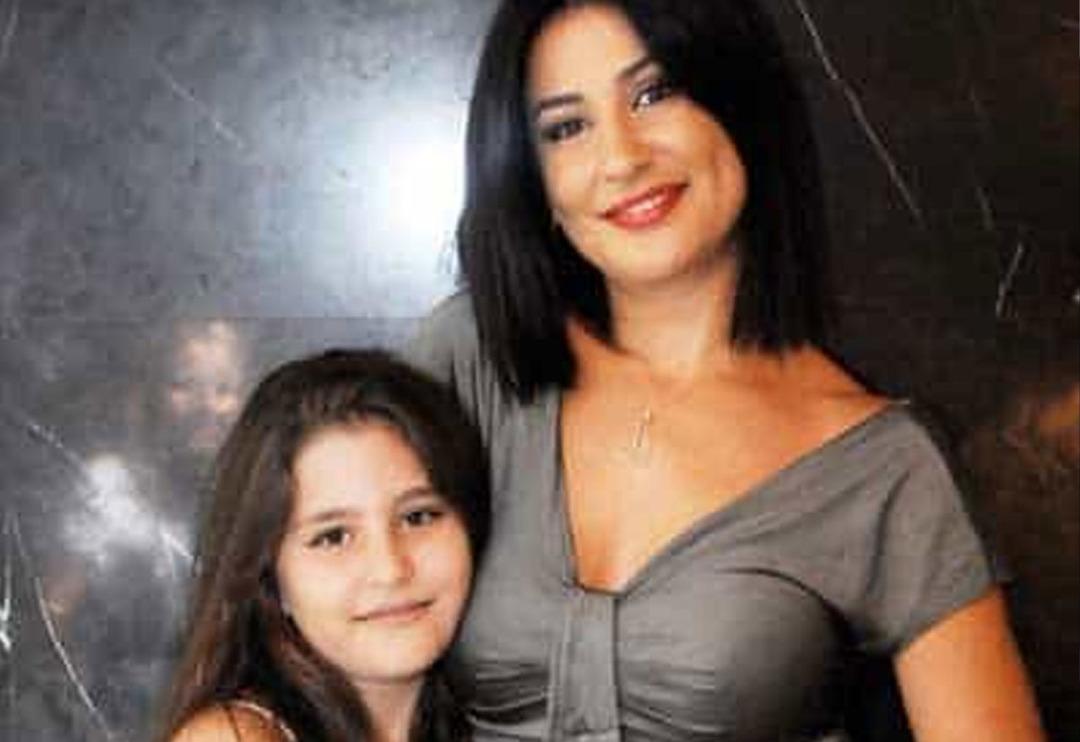 İclal Aydın'ın kızı Zeynep Lal Başbuğ 19 oldu! G&uuml;zelliği ile hayran bıraktı 