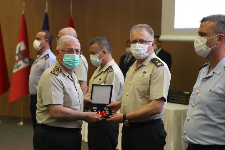 TSK’da terfi eden personele yeni rütbeleri verildi G5