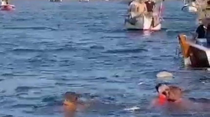 Sahil Güvenlik botu ile çarpışan balıkçı teknesi battı: 5 yaralı