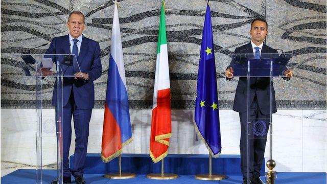 Rusya Dışişleri Bakanı Sergey Lavrov ve İtalyan mevkidaşı Di Maio 27 Ağustos'ta Roma'da ortak basın toplantısı düzenledi