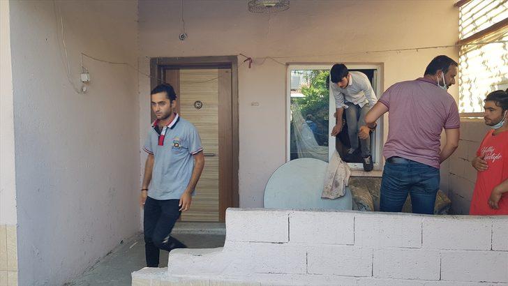 Erzincan'da metruk evde 52 düzensiz göçmen yakalandı G2