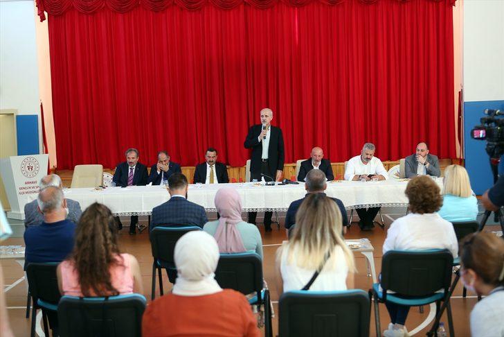 AK Parti Genel Başkanvekili Kurtulmuş, Artvin'de parti yöneticileriyle bir araya geldi: G2