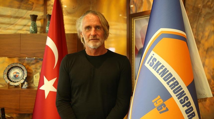 Galatasaray'da iki kupa kazanan Riekerink, İskenderunspor'la şampiyonluk hedefliyor: