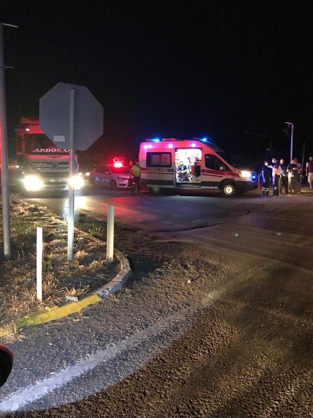 Kırıkkale'de zincirleme trafik kazasında 8 kişi yaralandı