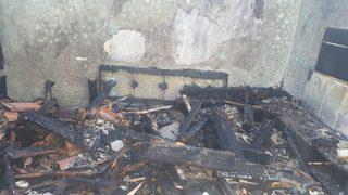 İzmir'de çıkan yangında 2 tarihi ev kullanılamaz hale geldi