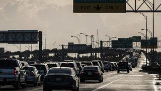 ABD Başkanı Biden çok çok tehlikeli diyerek açıkladı! On binlerce kişi tahliye edildi