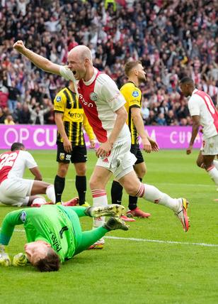 Beşiktaş'ın rakibi Ajax, rakibine gol yağdırdı!