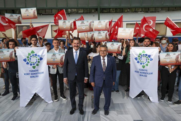 Zafer Treni Ankara'dan 99 genç ile yola çıktı G2