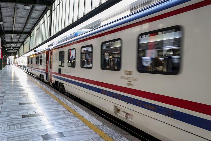 Zafer Treni Ankara'dan 99 genç ile yola çıktı G3