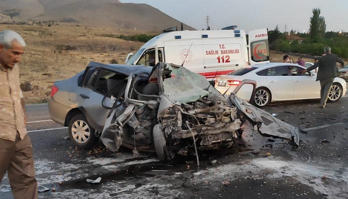 Malatya'da korkunç kaza! İki otomobil kafa kafaya çarpıştı: 1 ölü, 2 yaralı