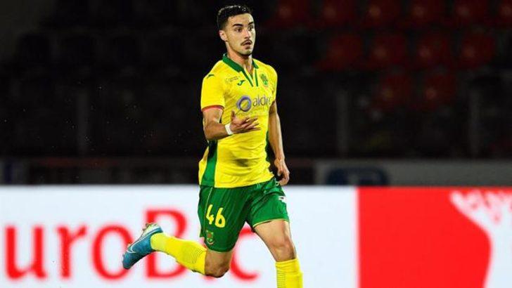 Stephen Eustaquio kimdir, nereli? Fenerbahçe'ye transfer olacağı iddia edilen Stephen Eustaquio hangi takımlarda oynadı? G1