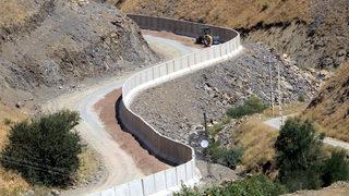 İran sınırına beton duvar! 43 kilometre tamamlandı