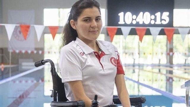 Elif İldem 21 yıllık paralimpik rekorunu kırdı