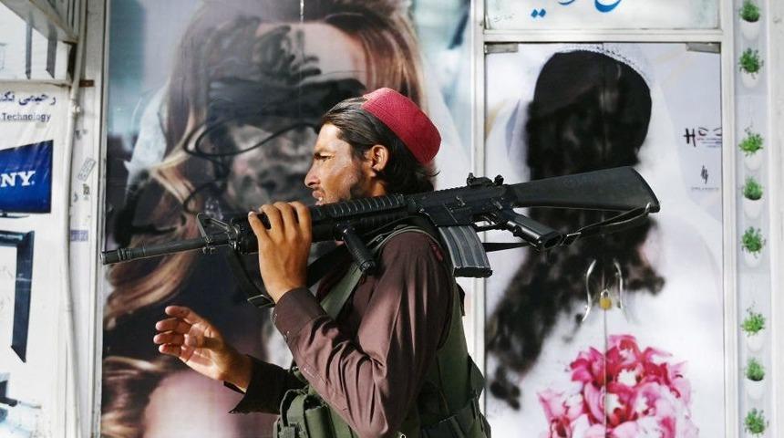 Afganistan'da Taliban'ın el koyduğu askeri te&ccedil;hizatta ABD yapımı hangi silah ve ara&ccedil;lar var?