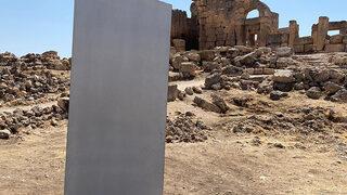 'Gizemli monolit' bu kez Diyarbakır'da ortaya çıktı