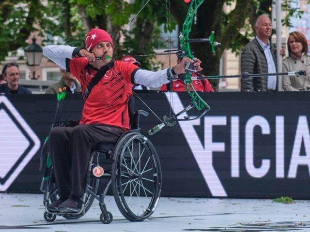 Bahattin Hekimoğlu'dan bronz madalya