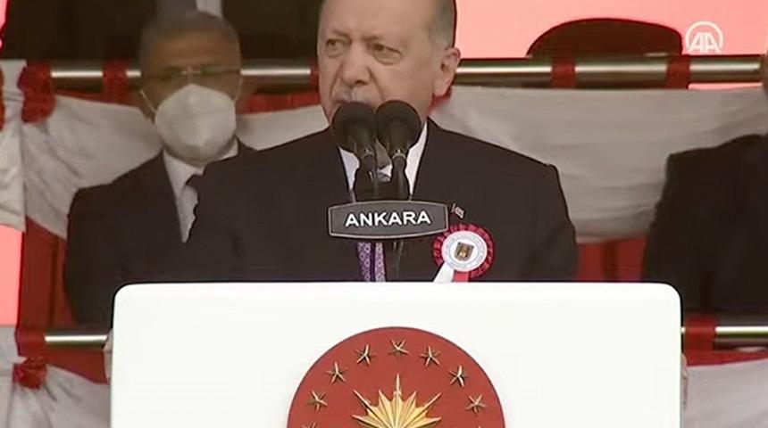 Erdoğan sayıyı açıkladı: 21 bin TSK mensubunun orduyla ilişkisi kesildi