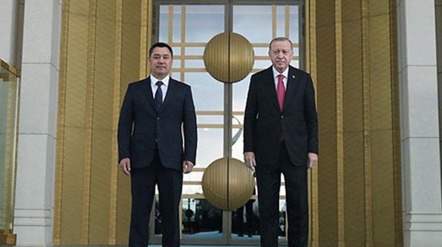 Cumhurbaşkanı Erdoğan, Kırgızistan Cumhurbaşkanı Caparov ile telefonda görüştü