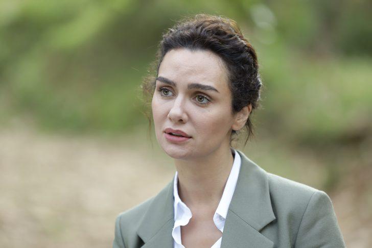 Son Yaz dizisinden Birce Akalay'lı fotoğraflar yayınlandı G3