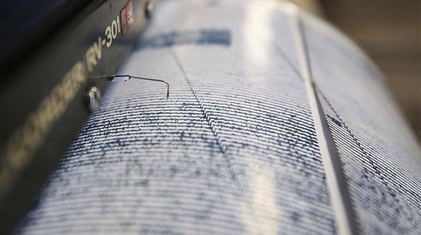 Ege Denizi'nde 4,0 büyüklüğünde deprem