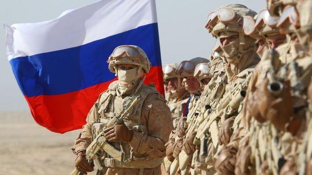 Rusya, Özbekistan ve Tacikistan askerleri Tacikistan-Afganistan sınırında tatbikat yapıyor - 10 Ağustos 2021