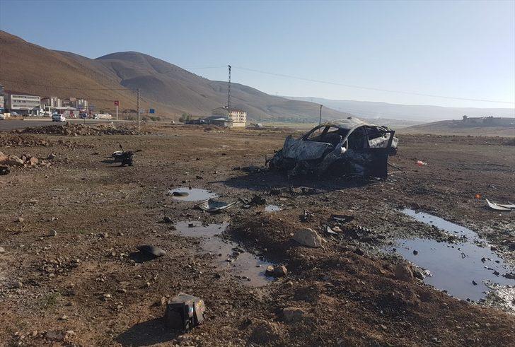 Bingöl'de devrilen otomobil yandı G3