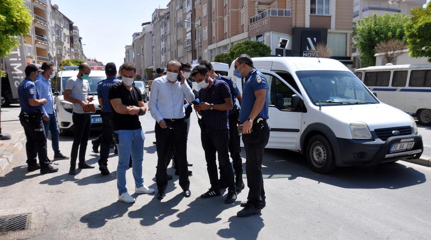 Husumetlisiyle yolda karşılaştı, sonrası korkunç