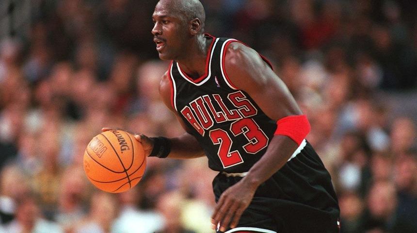 Michael Jordan'ın iç çamaşırı açık artırmaya çıkarıldı