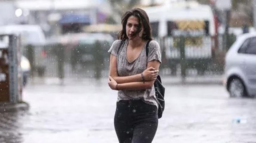 Sıcaklıklar düşüyor, kuvvetli sağanak geliyor! Meteoroloji il il sayarak uyardı